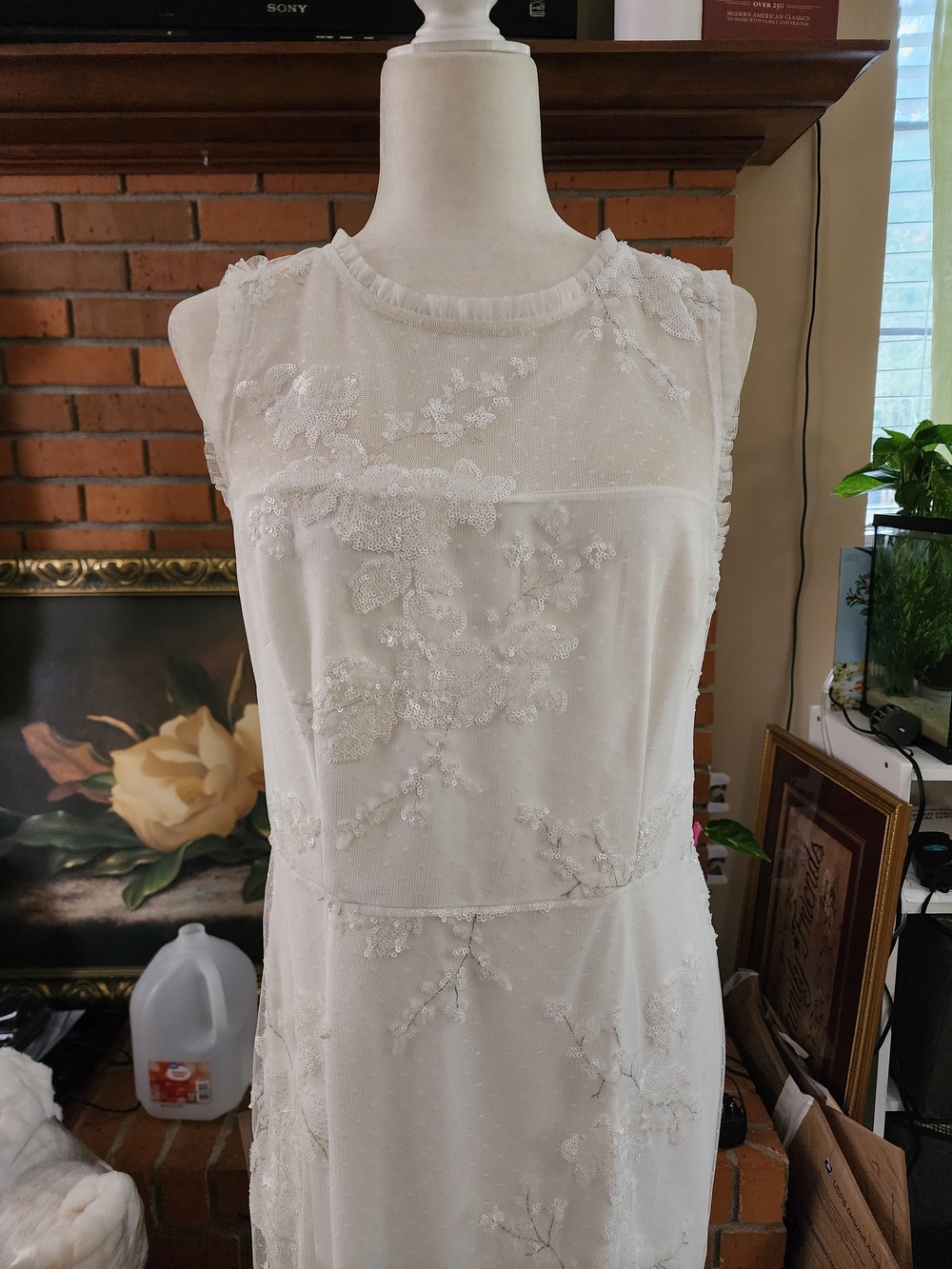 Summer Clearance Adrianna Papell Wedding Dress Size 12 - Picture 5 of 16